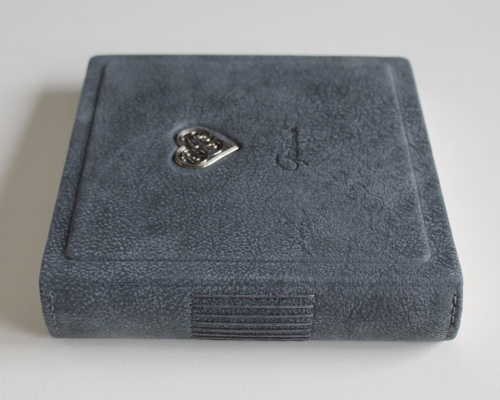 Gästebuch - Album "Herz" aus grauem Büffelleder, mittelgroß